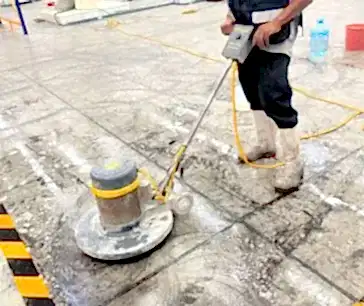Limpieza y pulido de pisos industriales